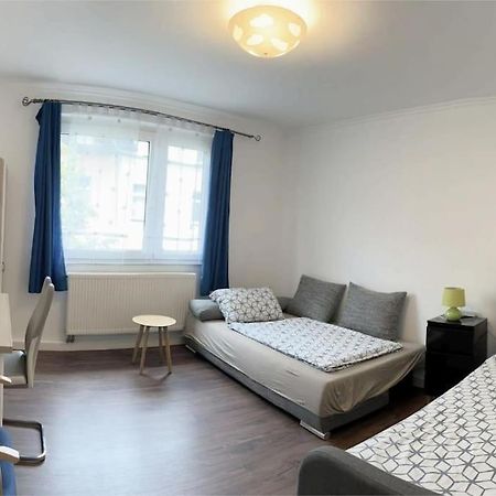 Duesseldorf Messe And Airport, 2-Bedroom Apartment With Kitchen And Garden Дуйсбург Екстериор снимка