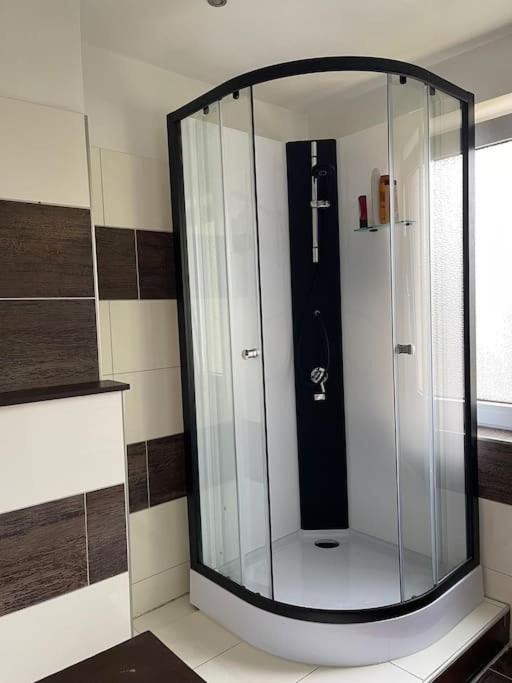 Duesseldorf Messe And Airport, 2-Bedroom Apartment With Kitchen And Garden Дуйсбург Екстериор снимка